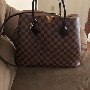Lv bag used several times